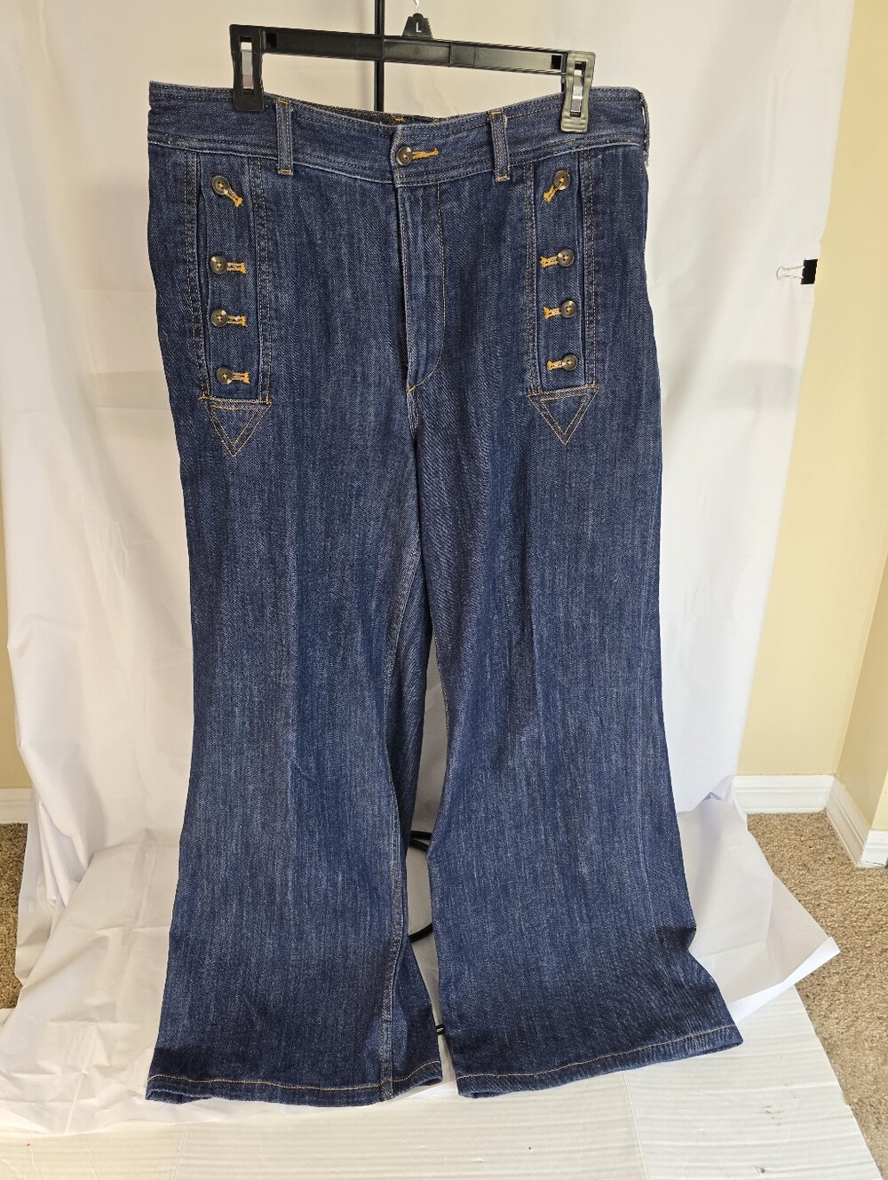 Anthropologie Pilcro Wide Leg Jeans Women’s 18 34W Dark Wash Button Pocket